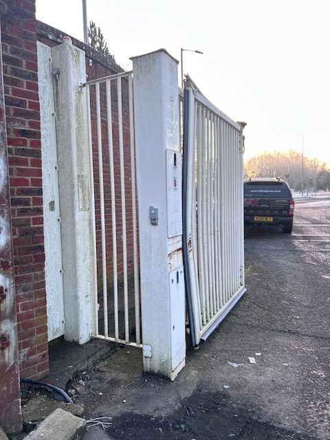 Remove Old Gate White Steel
